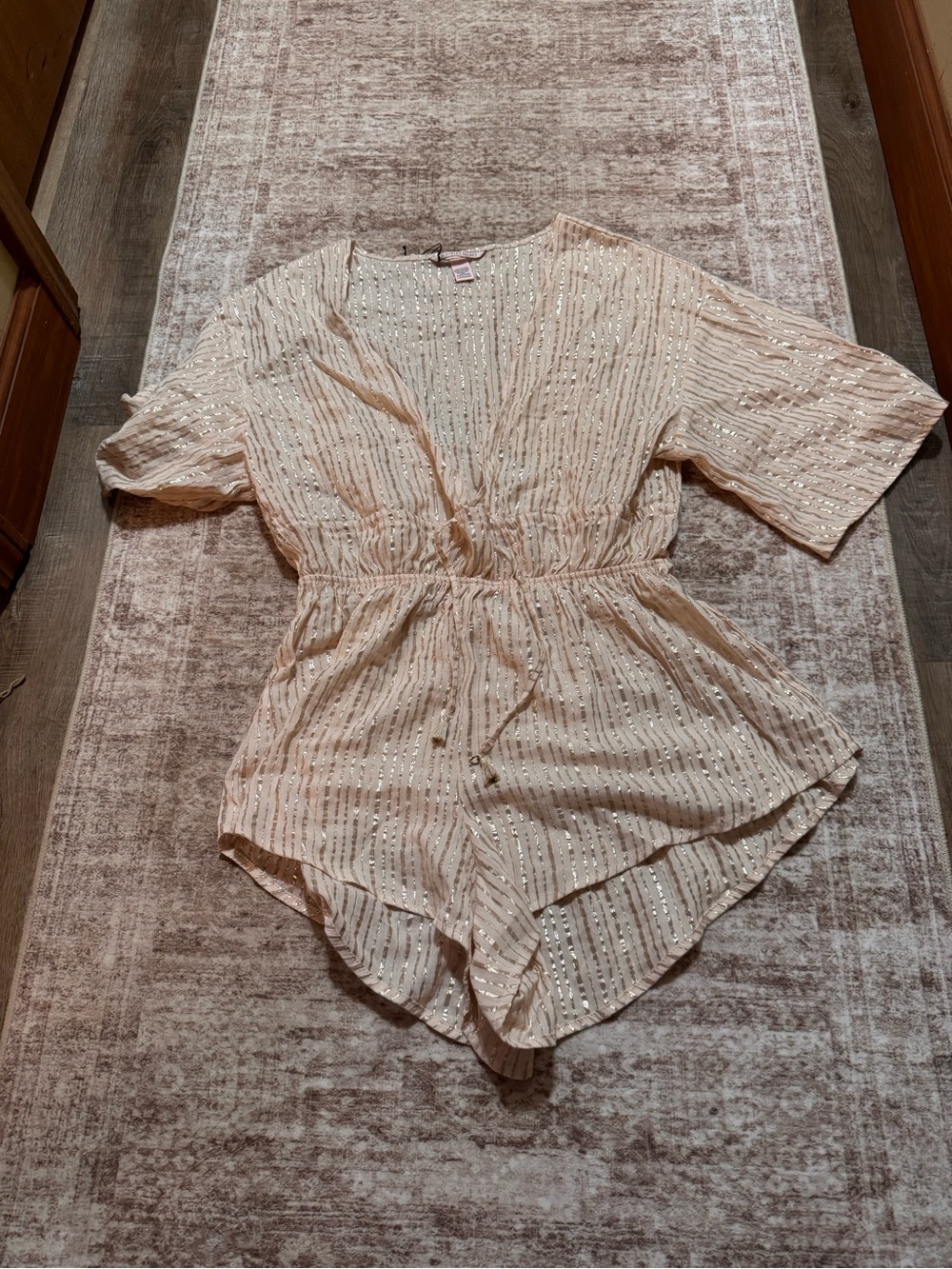 Victoria's Secret Ivory Top with Gold Shimmer Stripes size L